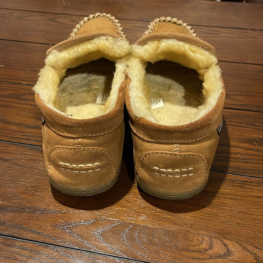 L.L. Bean Lined Moccasins - Picture 3 of 5